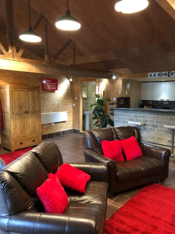 The Lodge Bedford Eksteriør billede